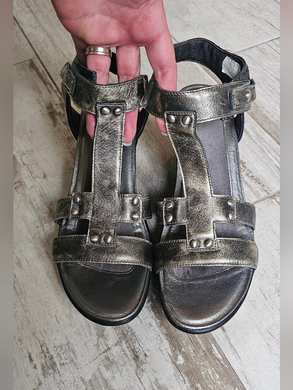 Naot T-strap Studded Wedge Sandals - Metallic Pewter 41 / 10
